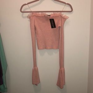 baby pink long sleeve crop top